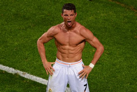 show me a picture of cristiano ronaldo